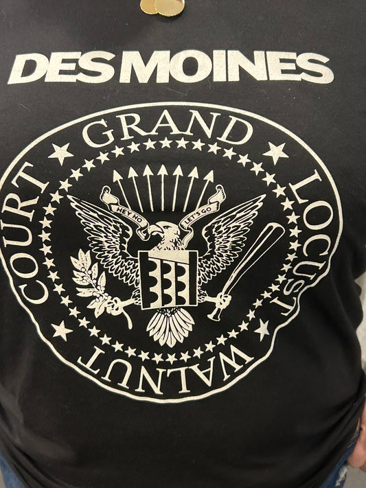 Des Moines Seal Tee