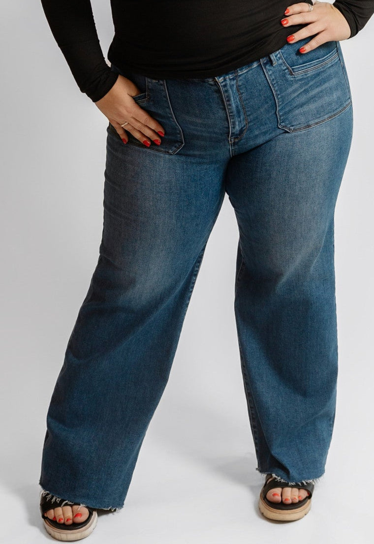 32" Front Patch Pocket MR Wide Leg by Risen