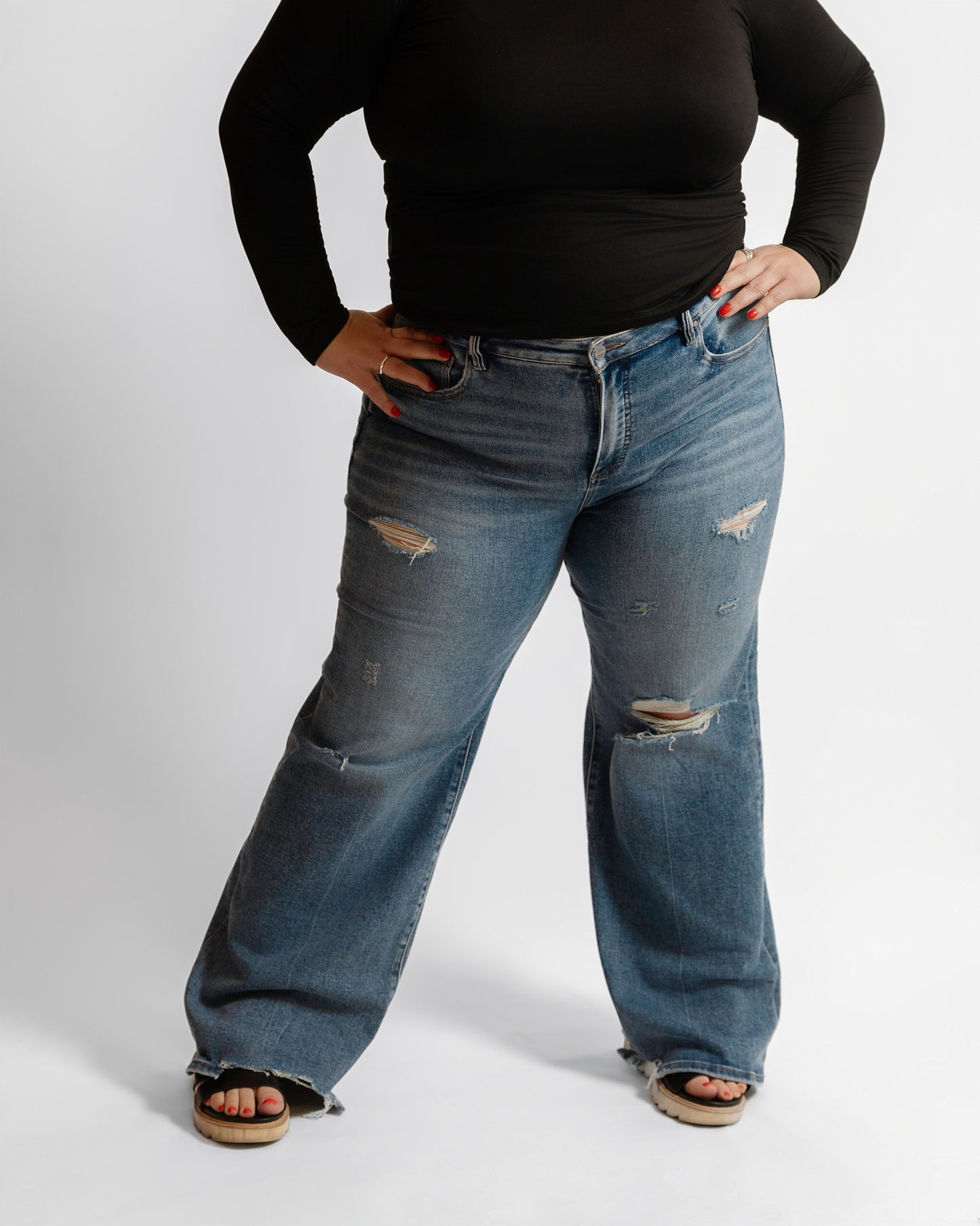 33" Tummy Control MR Wide Leg by Risen