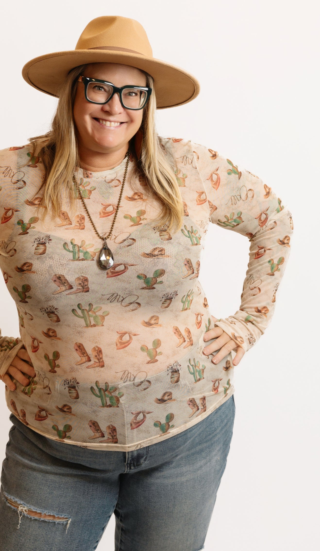 Plus size cactus print long sleeve top with tan fedora hat casual outfit Harlow + James West Des Moines
