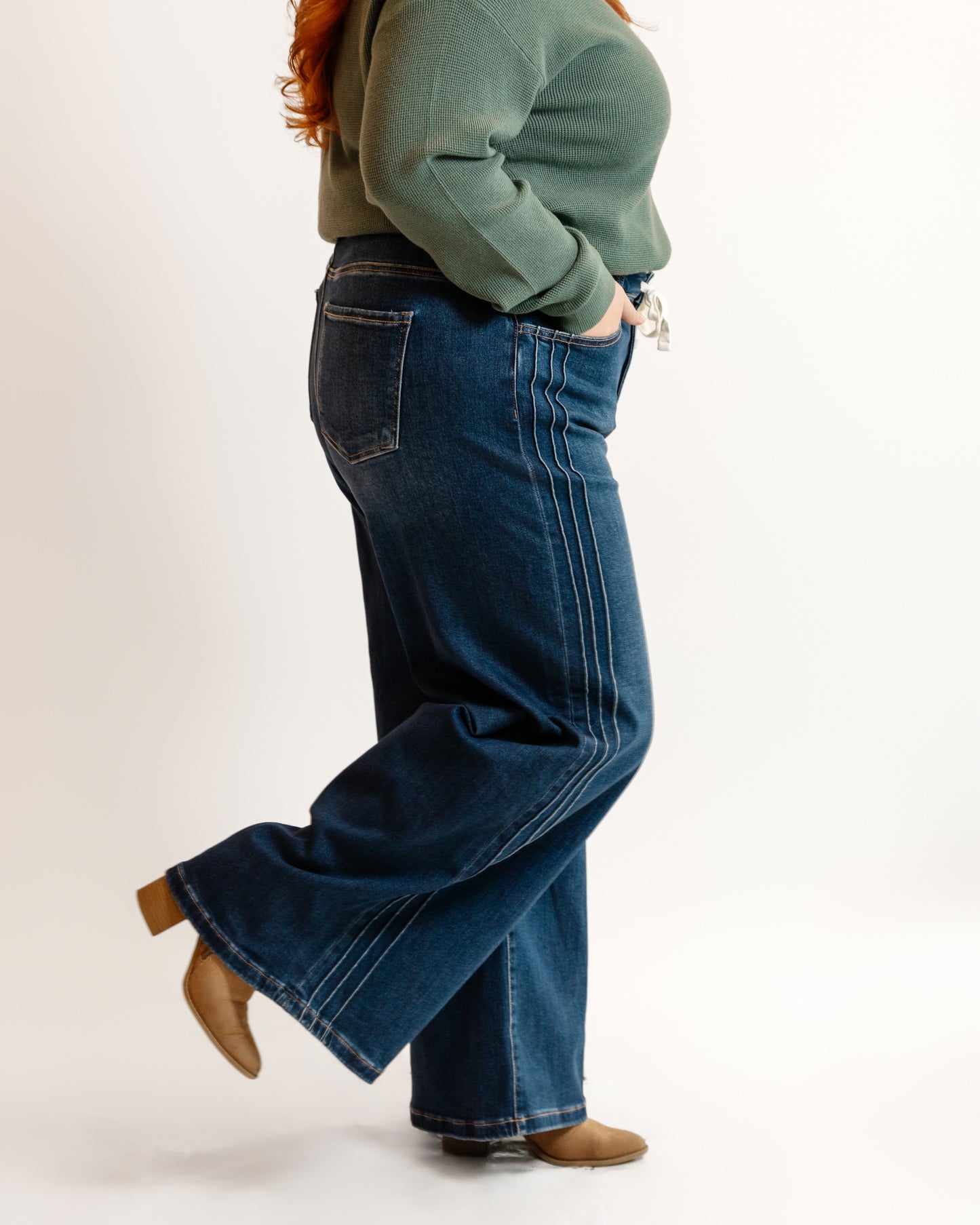 32" MR EB Drawstring Pintuck Wide by Risen