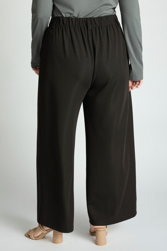 30" Pull-On Wide Leg Trouser