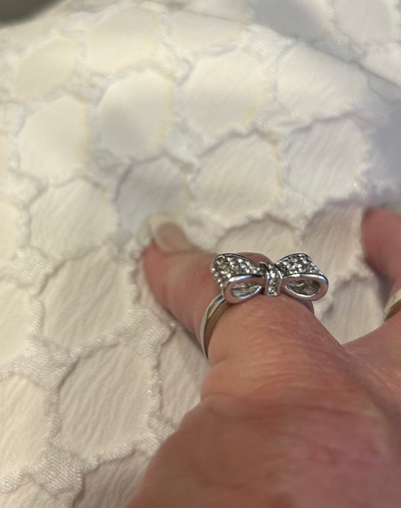 Bow Cocktail Ring