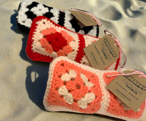 THREDDY crochet sunlasses case